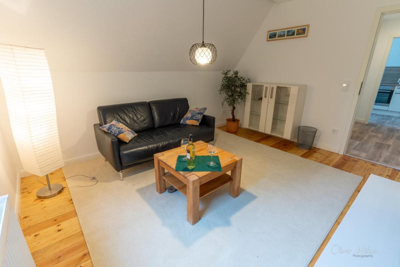 Ferienwohnung Am Waldrand Бад Ласфе Екстериор снимка